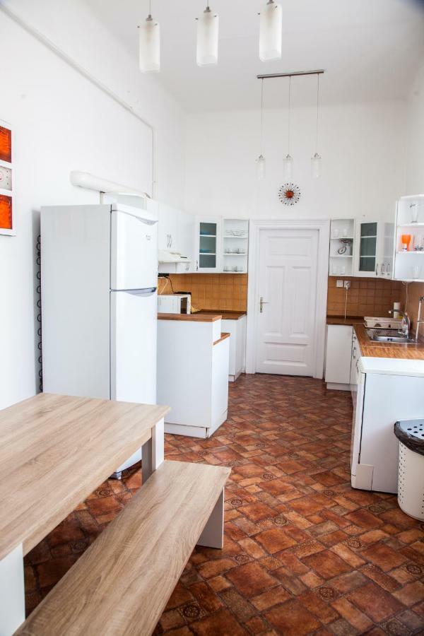 Inner City Apartment Debrecen Exterior photo